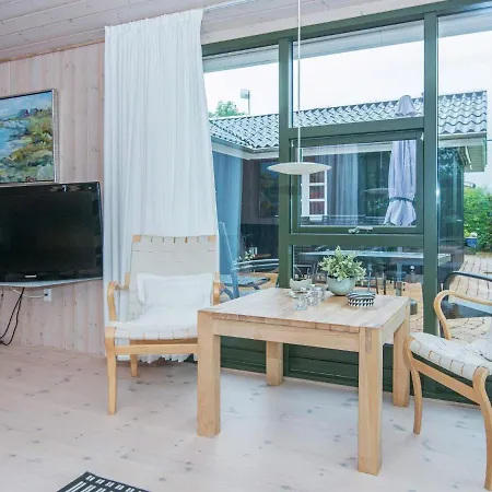 Holiday home Holiday Vii Ronde